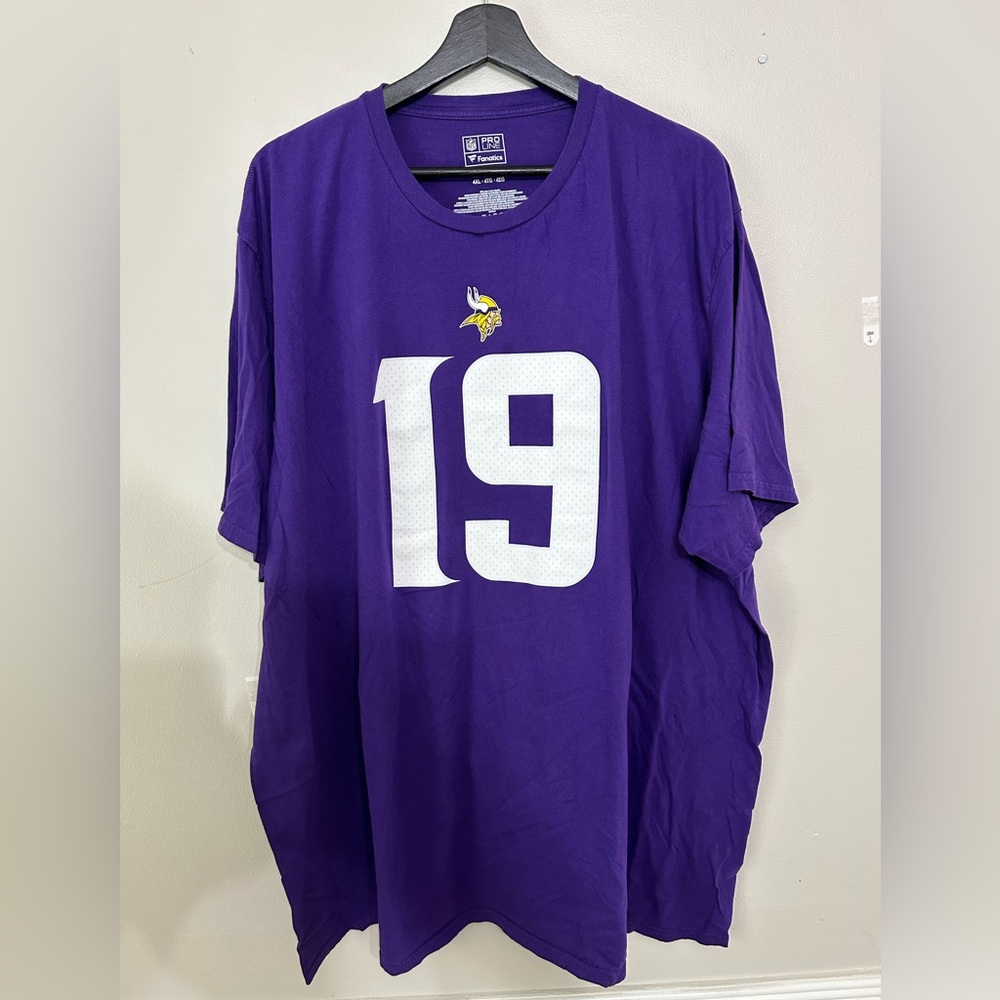 Fanatics Purple Men's Minnesota Vikings Adam Thielen t-shirt with White Number